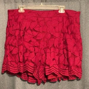 Torrid Size 1 Fuchsia Lacey Shorts With Pockets